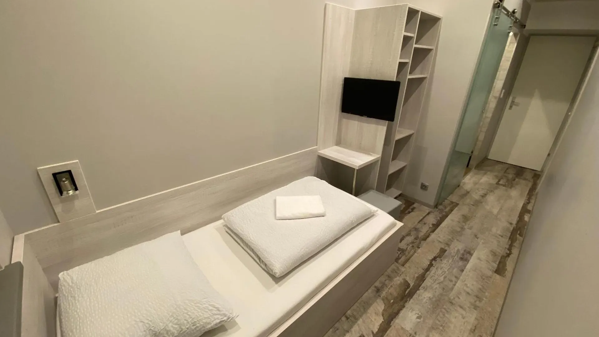 Do Step Inn Meidling - Self-Service-Hotel Βιέννη