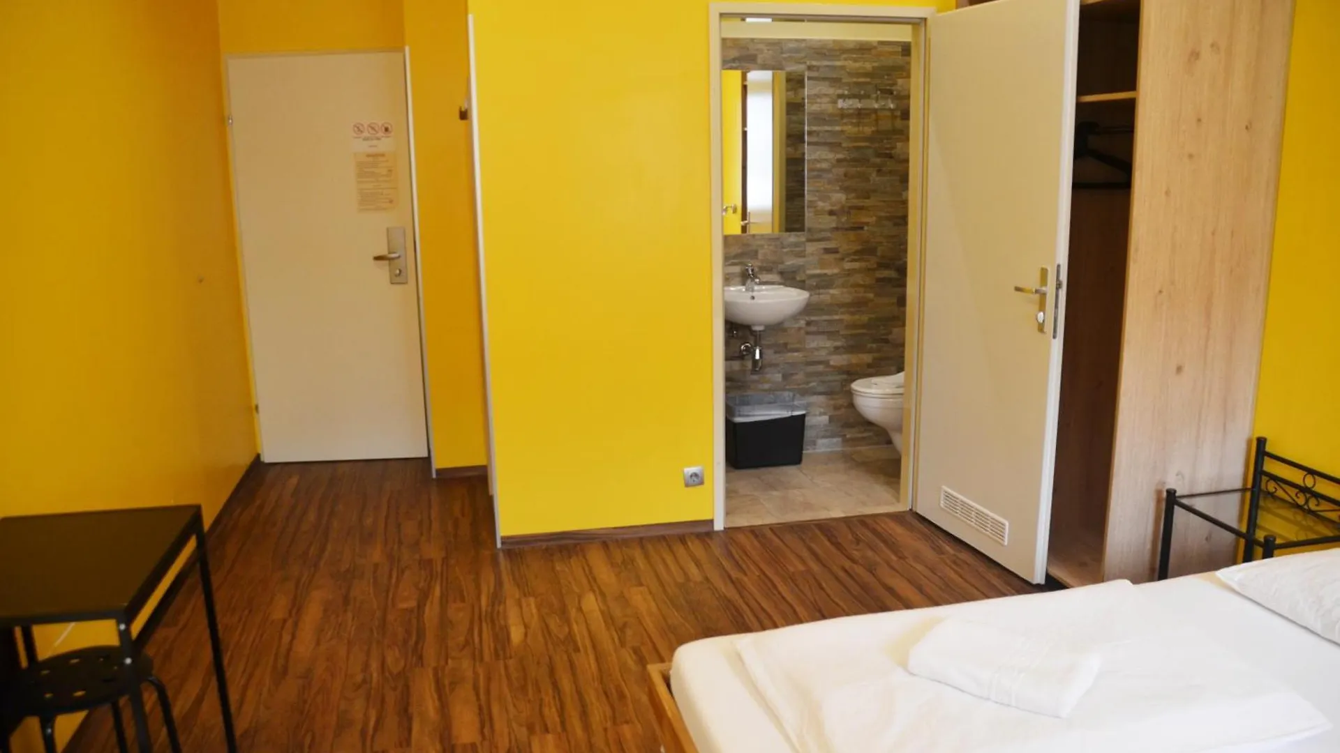 Do Step Inn Meidling - Self-Service-Hotel Βιέννη Ξενοδοχείο