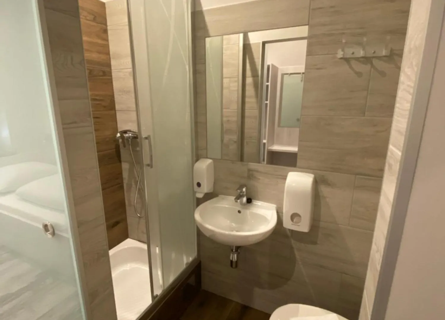 Do Step Inn Meidling - Self-Service-Hotel Wien 0*,